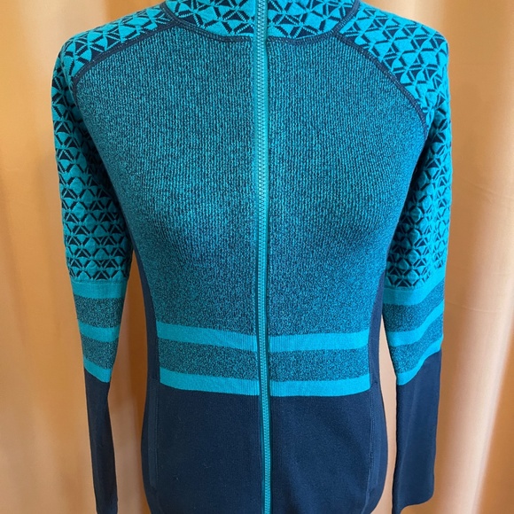 NEW! Title Nine Colorblocked Full Zip Mock NeckSweater Size Small - Picture 4 of 14